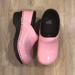 Dansko clogs size 28